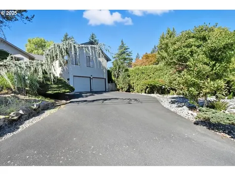 2635 SW Sherwood Place Portland OR 97201