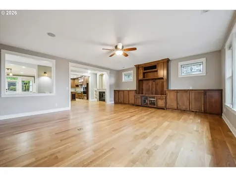 10137 SW Lancaster Road Portland OR 97219