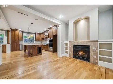 10137 SW Lancaster Road Portland OR 97219