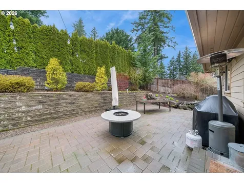 10137 SW Lancaster Road Portland OR 97219