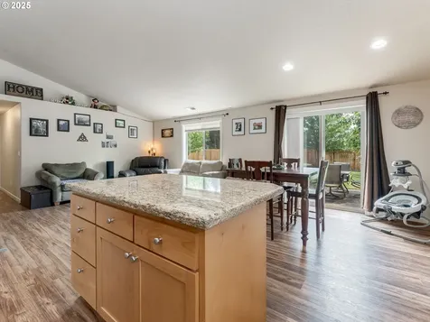 3190 Lily Lane Mcminnville OR 97128