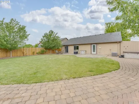 3190 Lily Lane Mcminnville OR 97128