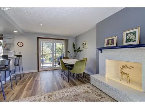 9211 NW 17th Avenue Vancouver WA 98665