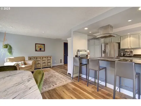 9211 NW 17th Avenue Vancouver WA 98665