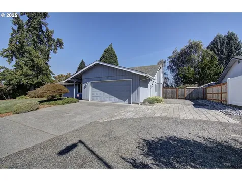 9211 NW 17th Avenue Vancouver WA 98665