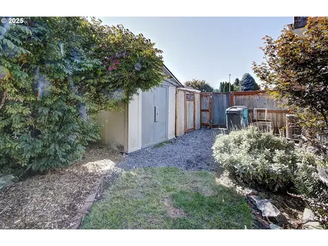 9211 NW 17th Avenue Vancouver WA 98665