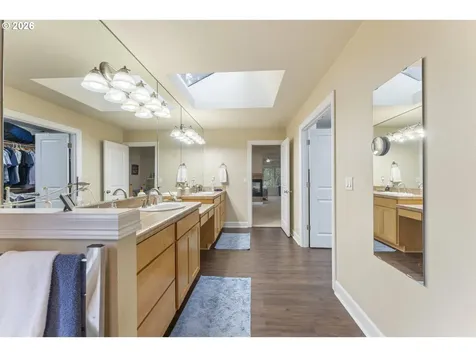 17511 Erin Court Lake Oswego OR 97035