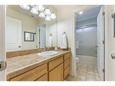 17511 Erin Court Lake Oswego OR 97035