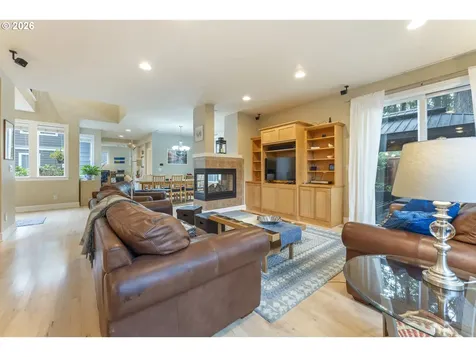 17511 Erin Court Lake Oswego OR 97035
