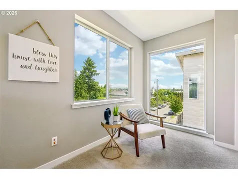1336 NE Holland Street Portland OR 97211