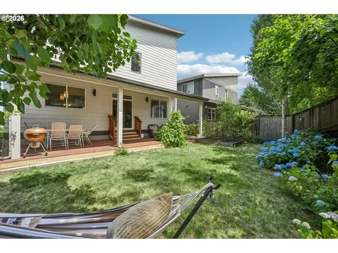 1336 NE Holland Street Portland OR 97211