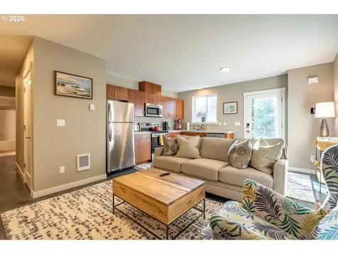 1336 NE Holland Street Portland OR 97211
