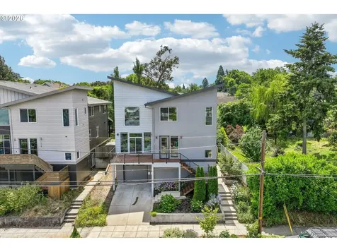 1336 NE Holland Street Portland OR 97211