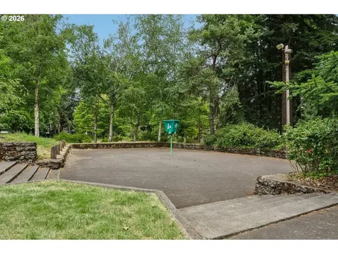 1336 NE Holland Street Portland OR 97211