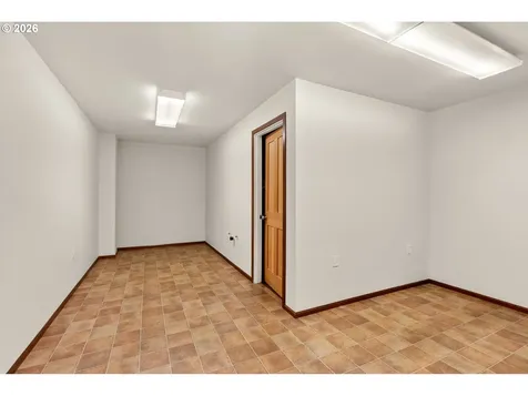 281 277 N Hamilton Road Chehalis WA 98532