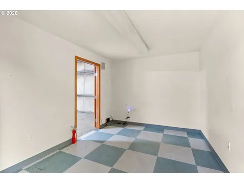 281 277 N Hamilton Road Chehalis WA 98532