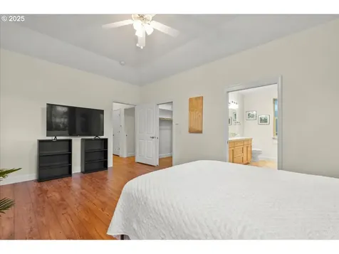 2002 35th Street Washougal WA 98671
