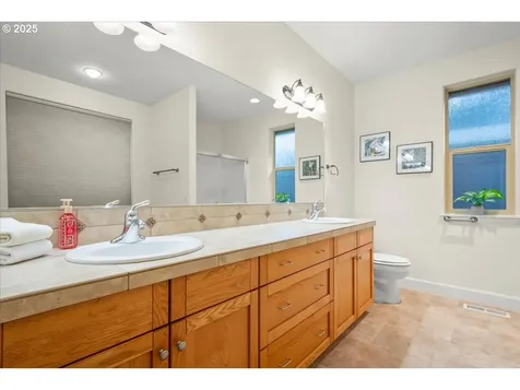 2002 35th Street Washougal WA 98671