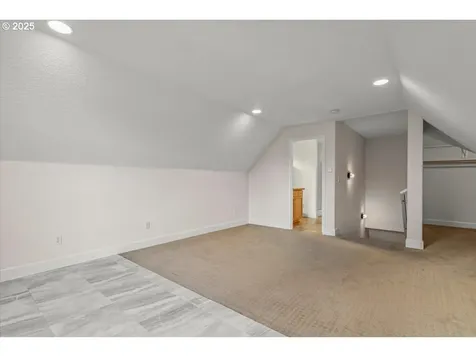 2002 35th Street Washougal WA 98671