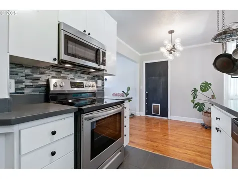163 NE 8th Avenue Hillsboro OR 97124