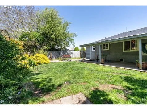 163 NE 8th Avenue Hillsboro OR 97124
