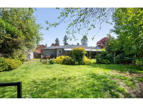 163 NE 8th Avenue Hillsboro OR 97124