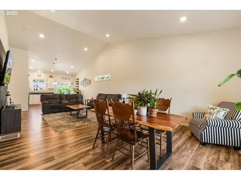 254 E I Street Vernonia OR 97064