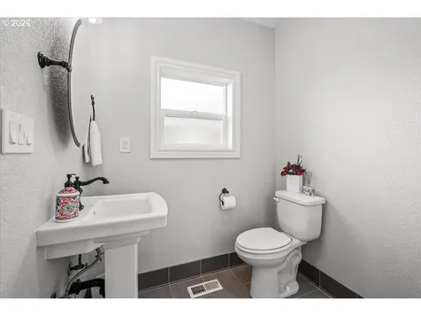 1852 N Columbia Ridge Way Washougal WA 98671