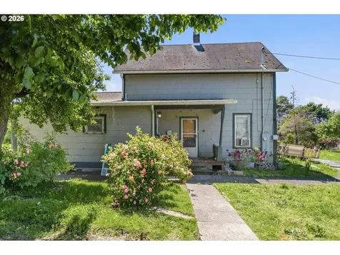 1737 SE Mill Street Roseburg OR 97470