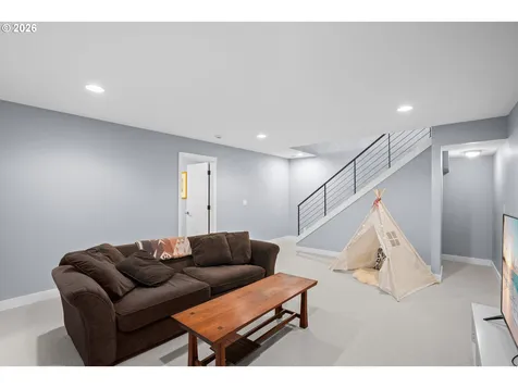 2510 SE Sherman Street Portland OR 97214