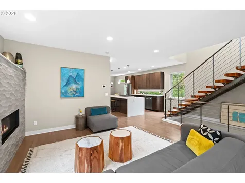2510 SE Sherman Street Portland OR 97214