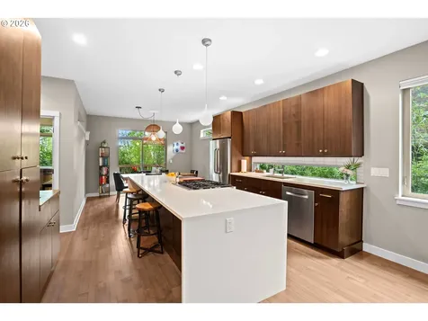 2510 SE Sherman Street Portland OR 97214