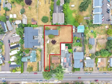 7563 SE Flavel Street Portland OR 97206