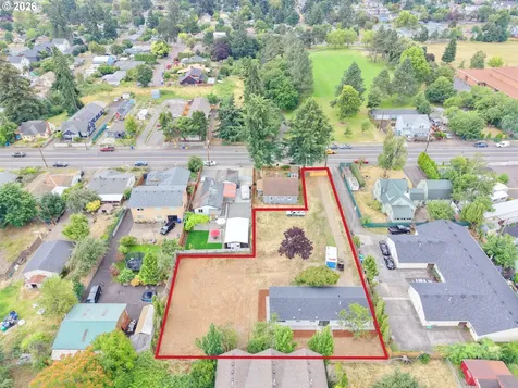 7563 SE Flavel Street Portland OR 97206