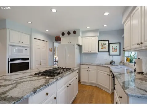 11055 SW Wishram Court Tualatin OR 97062