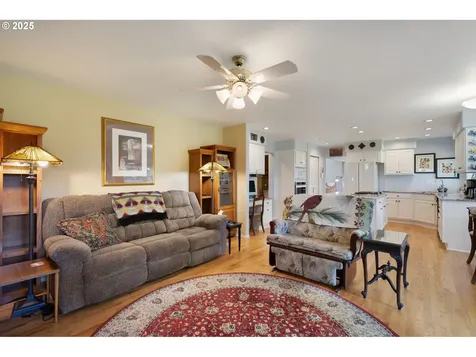 11055 SW Wishram Court Tualatin OR 97062