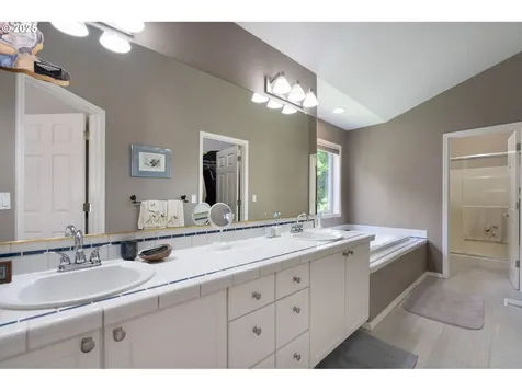 11055 SW Wishram Court Tualatin OR 97062