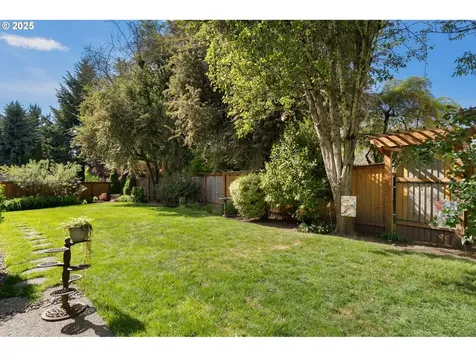 11055 SW Wishram Court Tualatin OR 97062