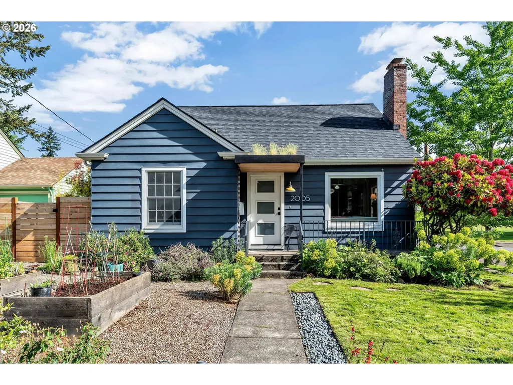 2005 N Blandena Street Portland OR 97217