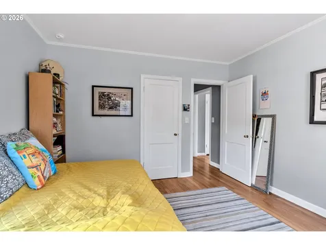 2005 N Blandena Street Portland OR 97217