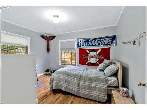 2005 N Blandena Street Portland OR 97217
