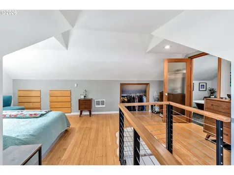 2005 N Blandena Street Portland OR 97217