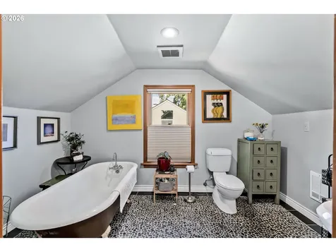 2005 N Blandena Street Portland OR 97217