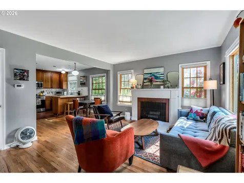 2005 N Blandena Street Portland OR 97217