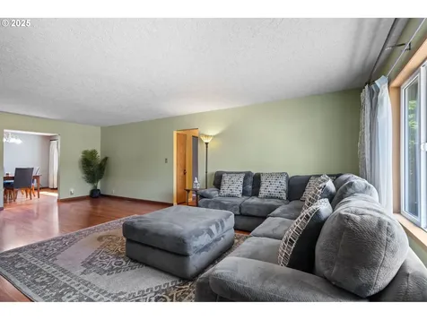 172 Beacon Hill Drive Longview WA 98632