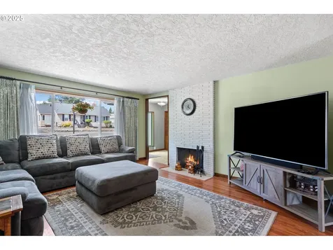 172 Beacon Hill Drive Longview WA 98632