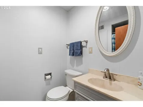 172 Beacon Hill Drive Longview WA 98632