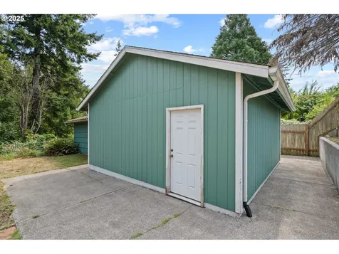 172 Beacon Hill Drive Longview WA 98632