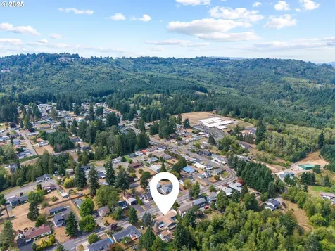 172 Beacon Hill Drive Longview WA 98632
