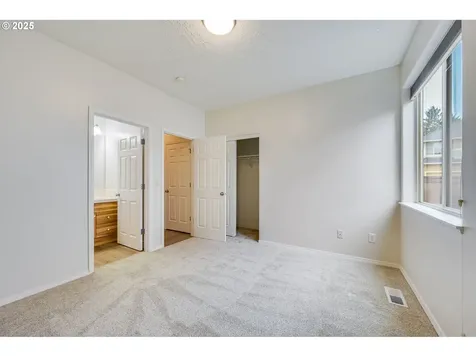 3421 SE 176th Avenue Vancouver WA 98683